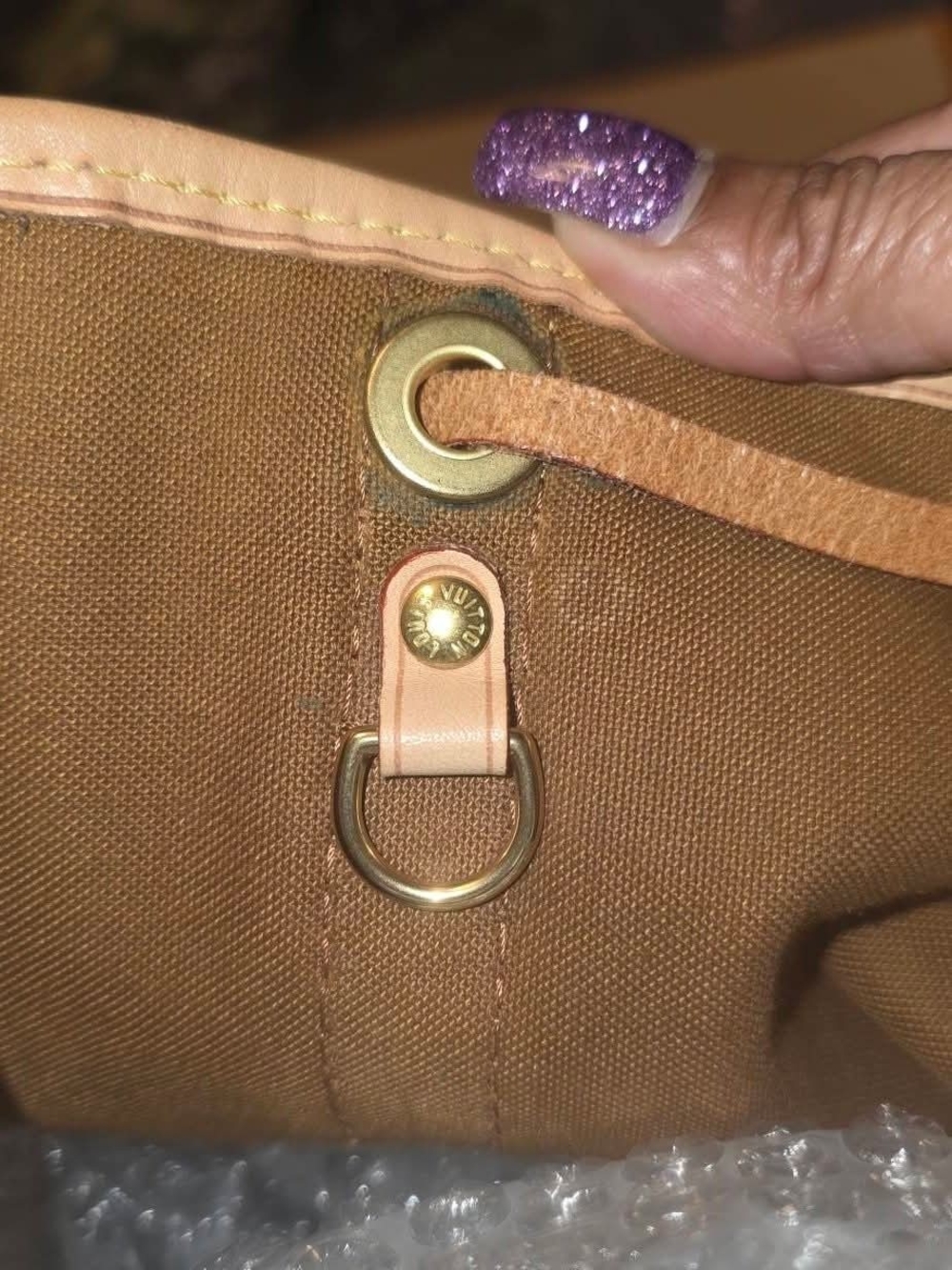 Louis Vuitton Monogram Drawstring Bucket Bag GM - Brown with Natural Trim - Picture 16 of 16